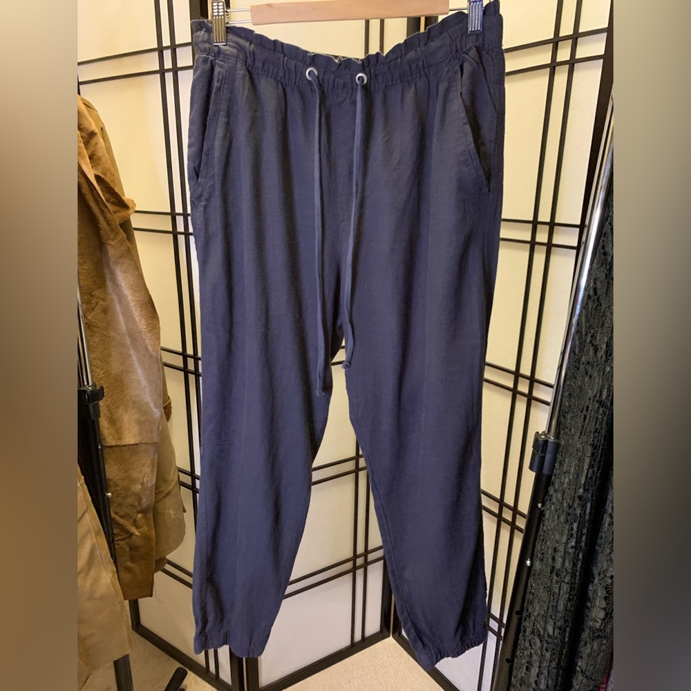 Dark blue pants 💙💙